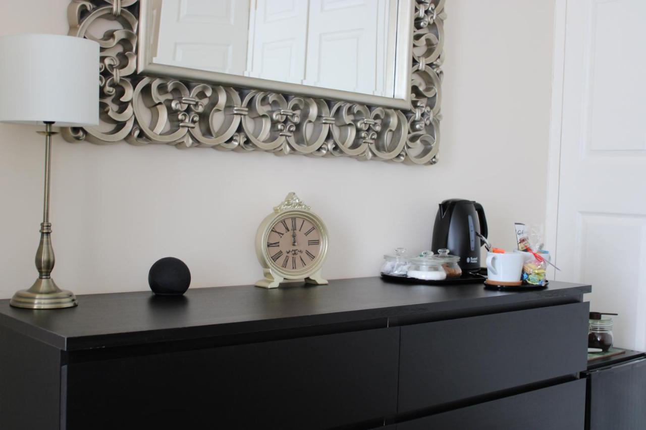 Belford House Self Check-In Rooms & Apartments ฮอลท์วิสเซิล ภายนอก รูปภาพ