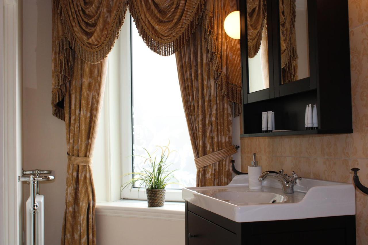 Belford House Self Check-In Rooms & Apartments ฮอลท์วิสเซิล ภายนอก รูปภาพ