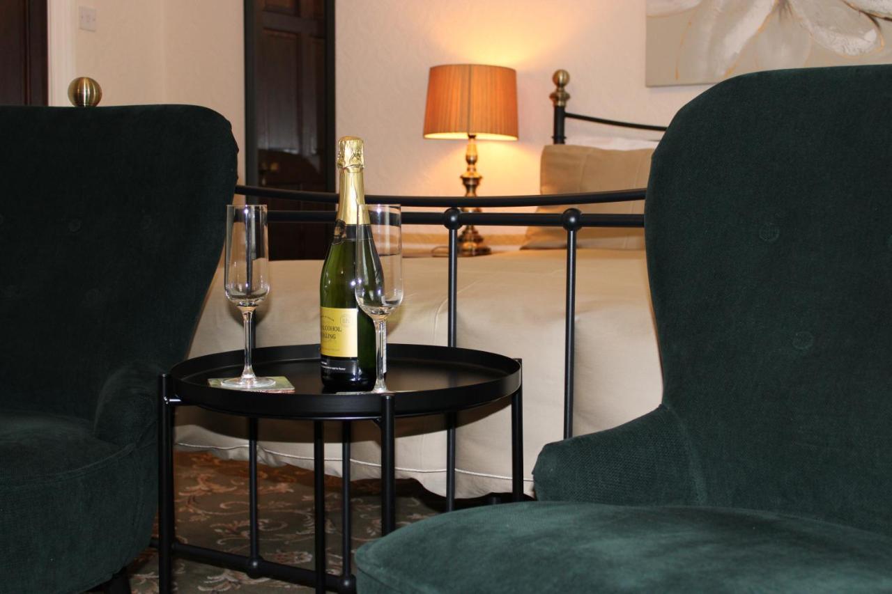 Belford House Self Check-In Rooms & Apartments ฮอลท์วิสเซิล ภายนอก รูปภาพ
