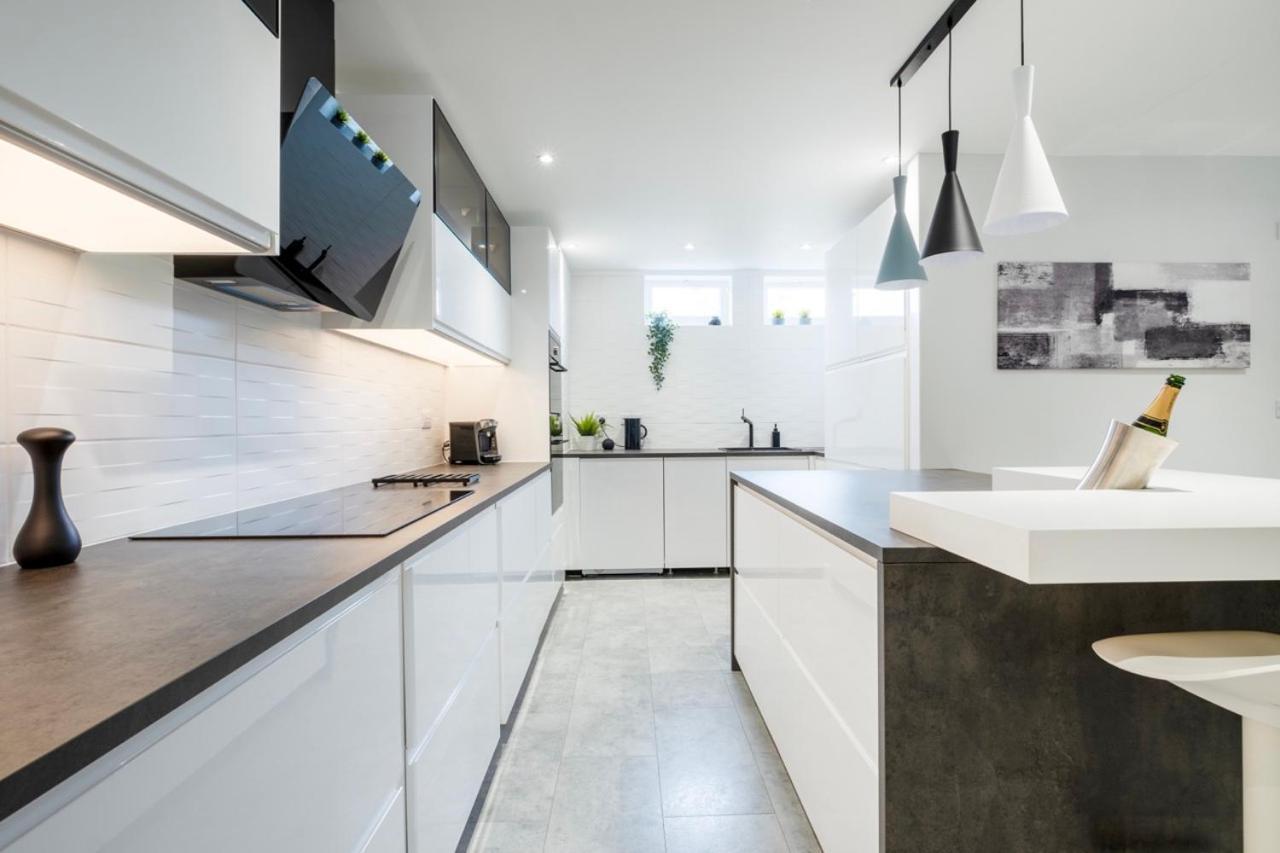 Belford House Self Check-In Rooms & Apartments ฮอลท์วิสเซิล ภายนอก รูปภาพ