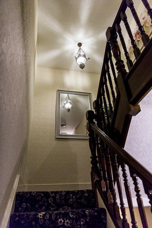 Belford House Self Check-In Rooms & Apartments ฮอลท์วิสเซิล ภายนอก รูปภาพ
